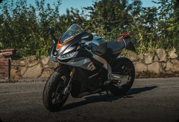 Dovoz ojetých a prémiových motorek z Německa - Blažek Auto