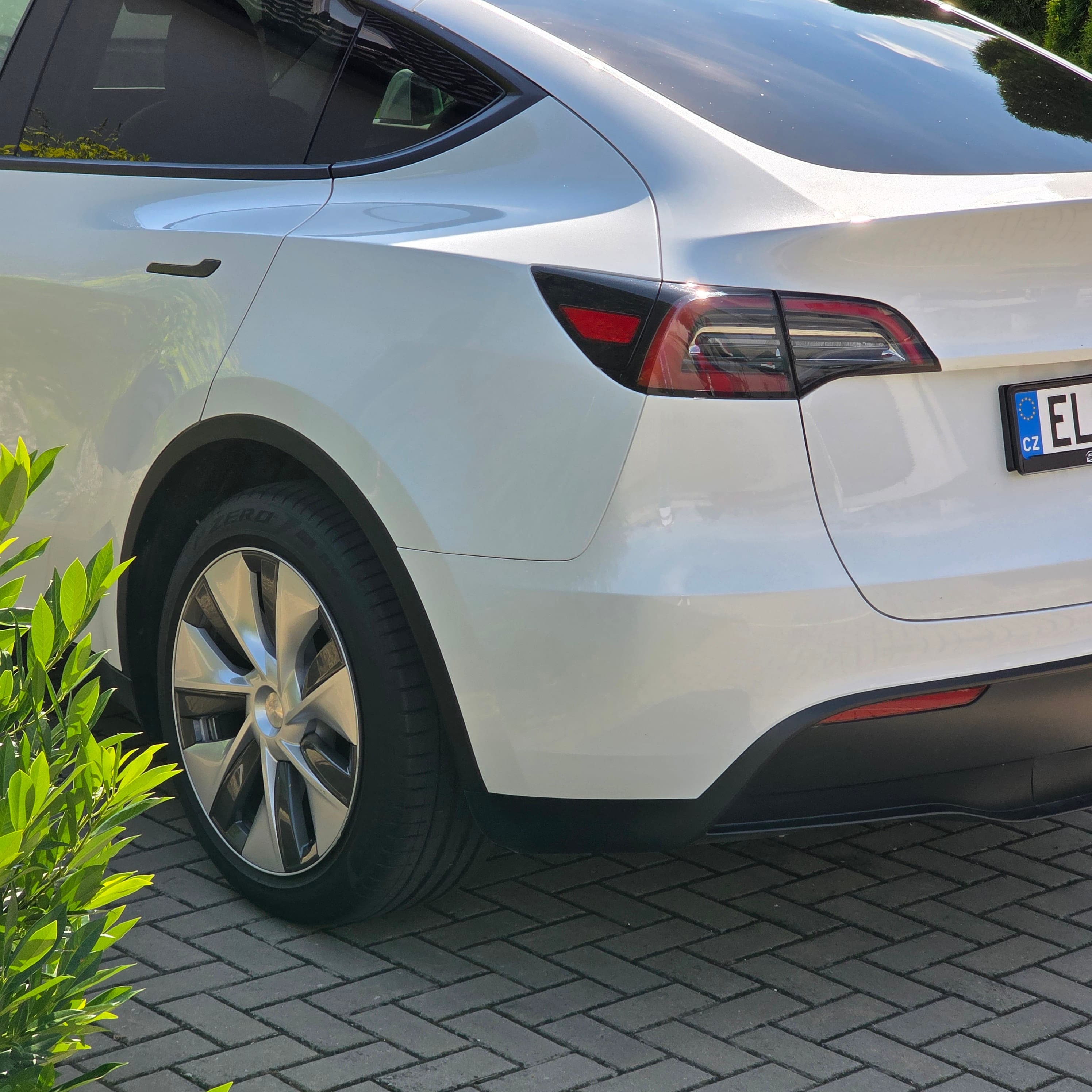 Detail vozu Tesla Model Y Long Range Dual Motor - 8