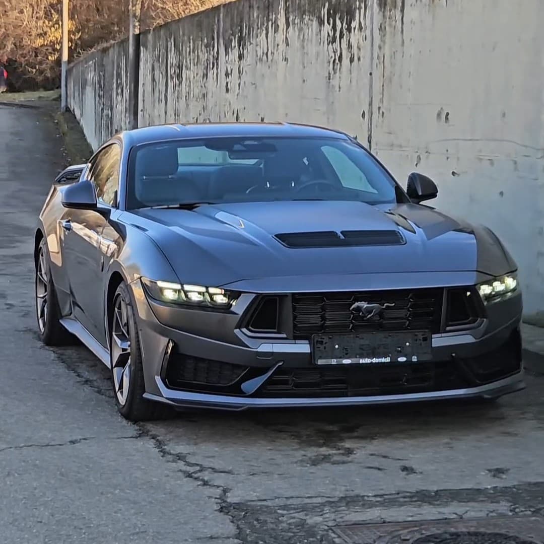 Dovezené vozidlo Ford Mustang Dark Horse 5.0 - Blažek Auto Zlín a Otrokovice