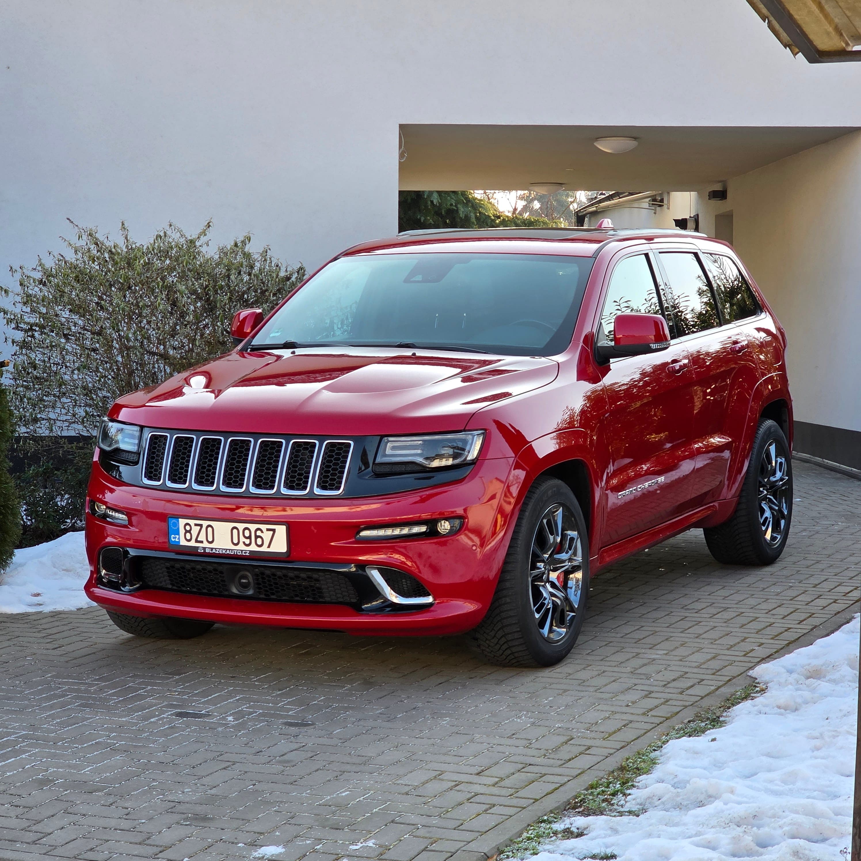 Detail vozu Jeep Grand Cherokee SRT V8 - 1
