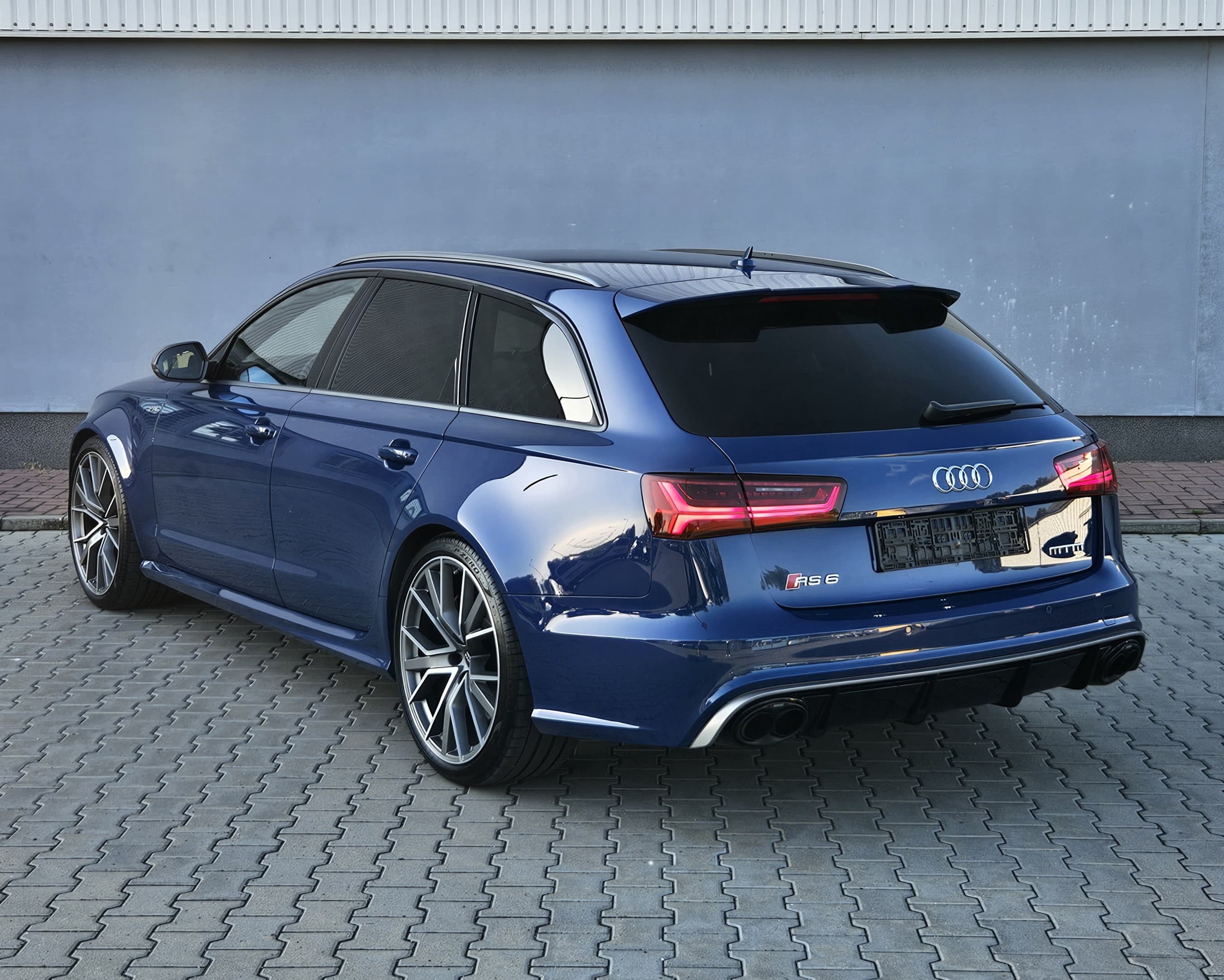 Detail vozu Audi RS6 Performance - 4